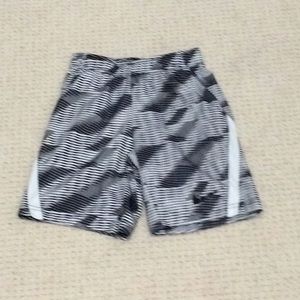 Nike shorts size 7 sporty